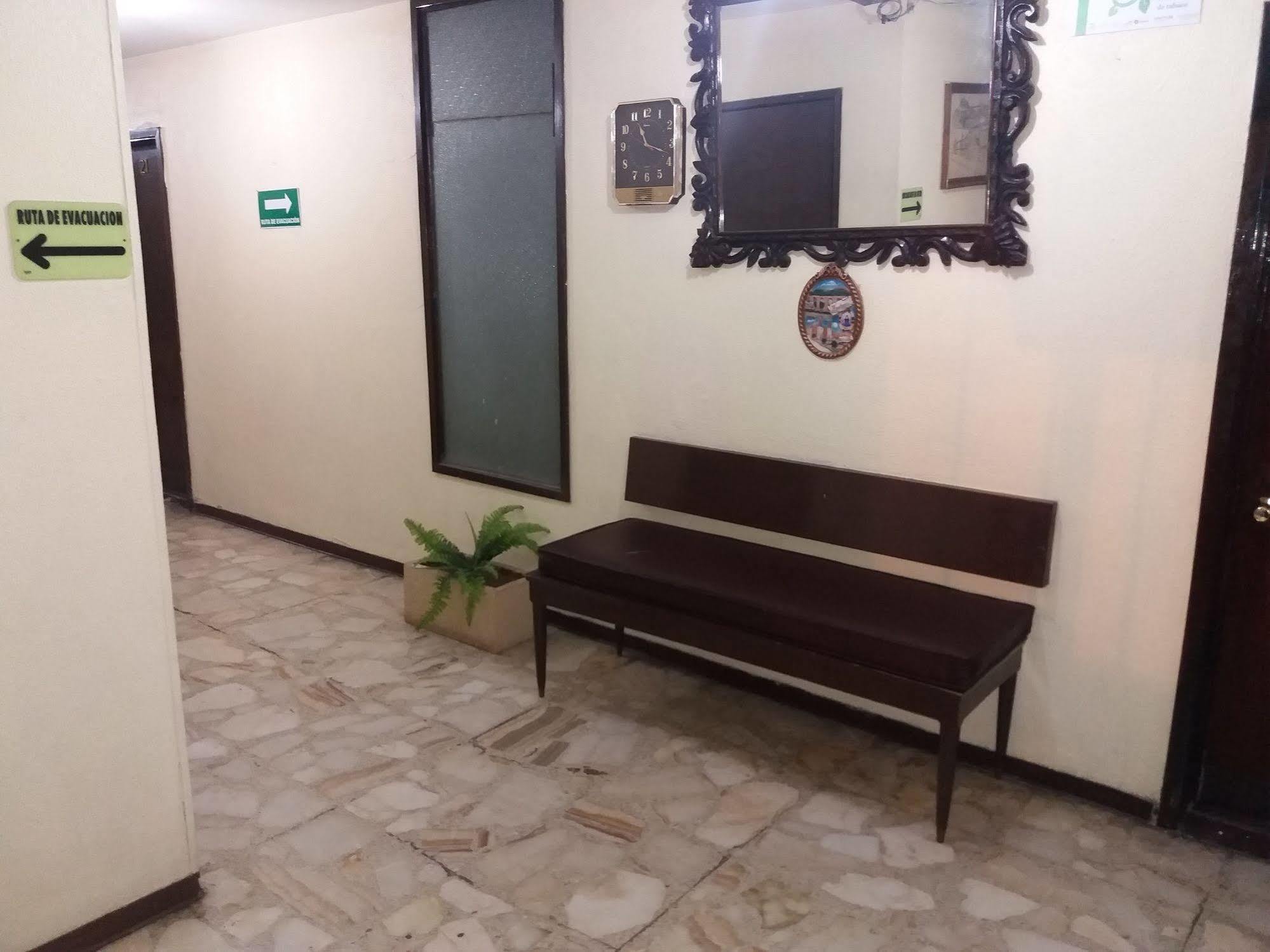 Hotel Colon De Zacatecas Kültér fotó